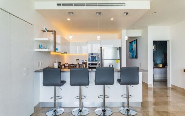 Oc531- Oceana 2 Bedroom Ocean View Penthouse Apts