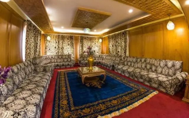 Kashmir Mahal Resorts