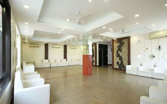 OYO 5741 Grand Highway