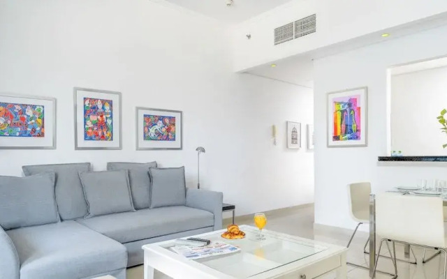 Silverene Towers 2 by LUX Holiday Home