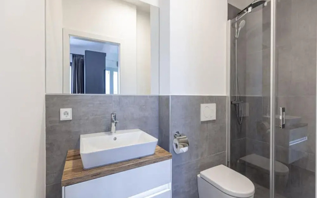 Superior Apartment With Shared Pool