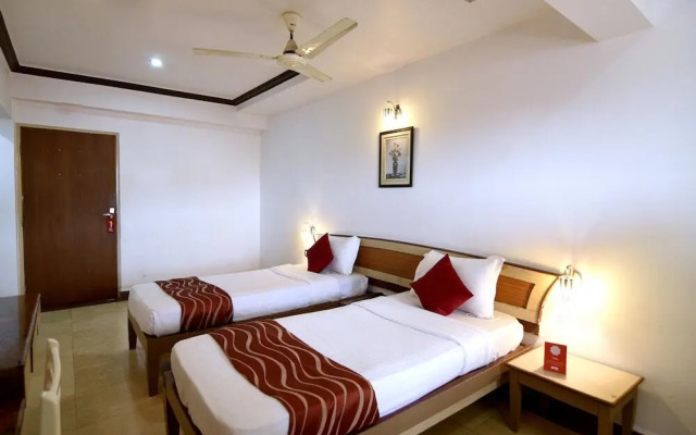 Om Shiv Hotel by Oyo Rooms