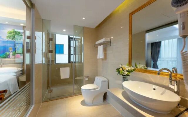 Vienna Hotel (Wuhan Guobo Jiangang subway station store)