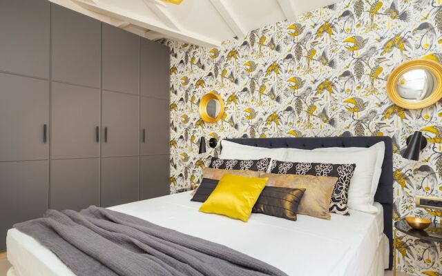 Old Town House With Lush Private Garden