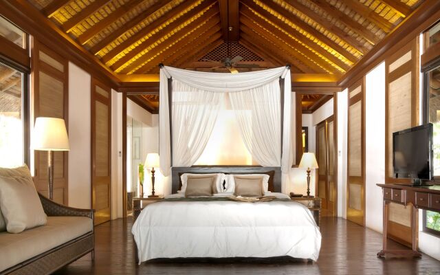 Pangulasian Island Resort