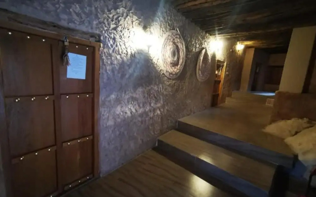 Misfah Old House