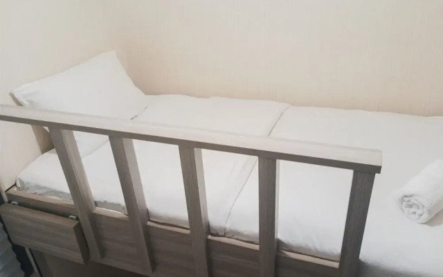 Well Designed And Comfy 2Br Sky House Bsd Apartment