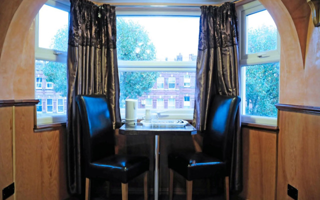 Cricklewood Lodge Hotel