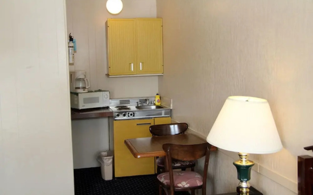 Diamond Motor Inn