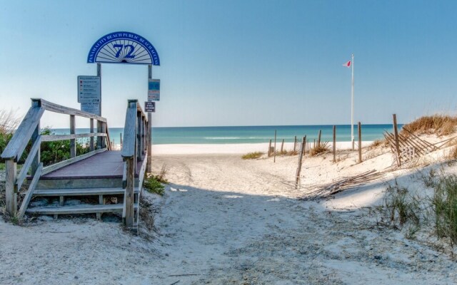 Southwind by Book That Condo