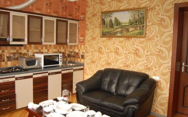 Hotel Shokhkand
