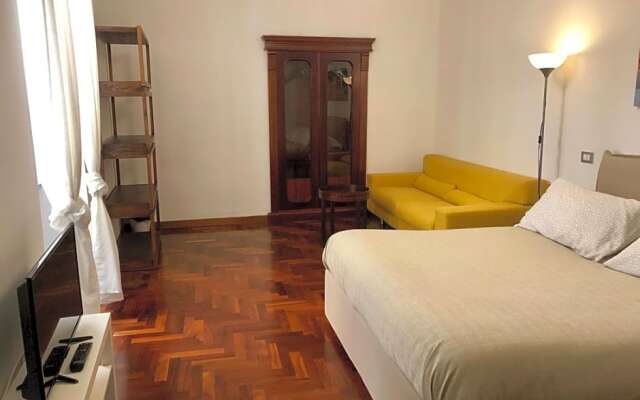 Palazzo Rota Superior