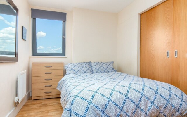 Parkview Apartments 30 - Deluxe Guest Room 2