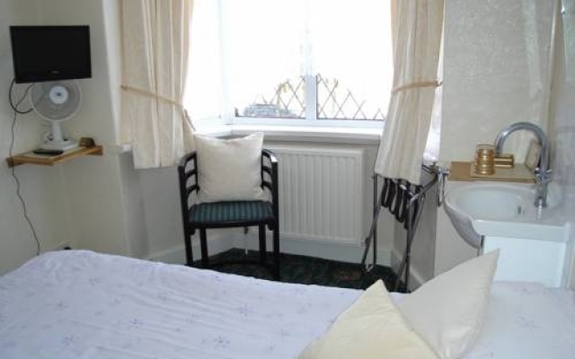 Central Guest House