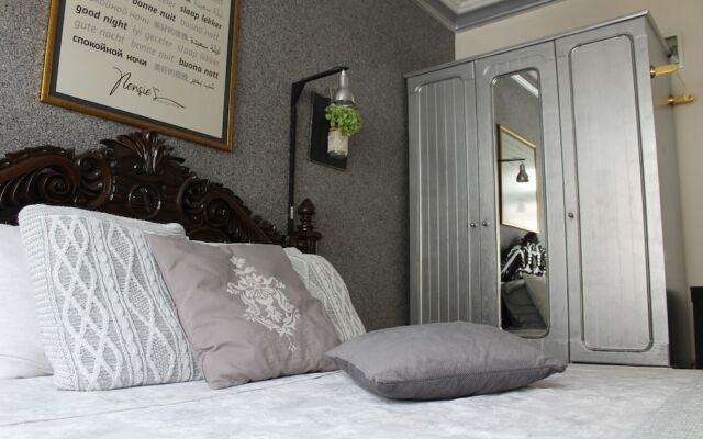 Nensie'S Boutique Hotel