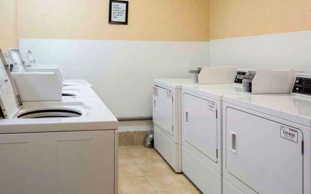 Quality Inn Chester - South Richmond