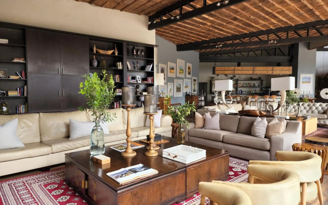 Karongwe Portfolio - Becks Safari Lodge
