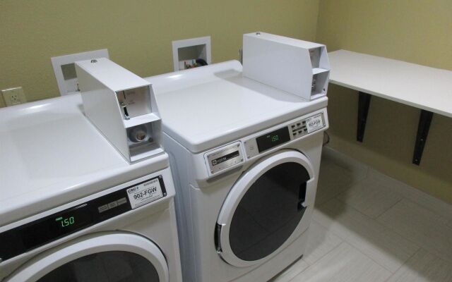 Best Western Plus Jonesboro Inn and Suites