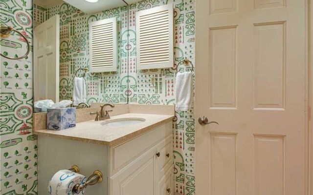 Gleneagle Green 2535 by RedAwning