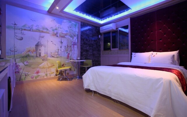 Icheon J Hotel