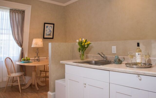 The Captain Farris House B&B