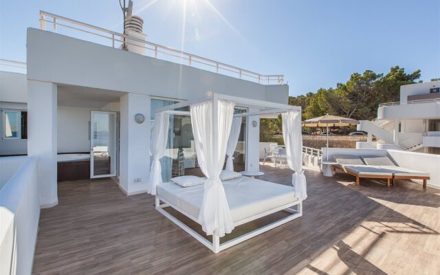 FERGUS Style Cala Blanca Suites