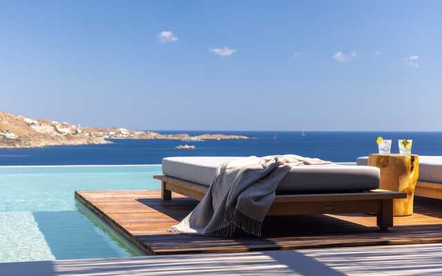 Untold Mykonos