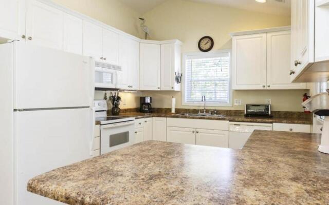 Island Delight by Oak Island Accommodations