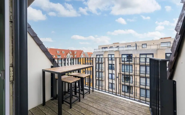 Bright Apartment With Terrace