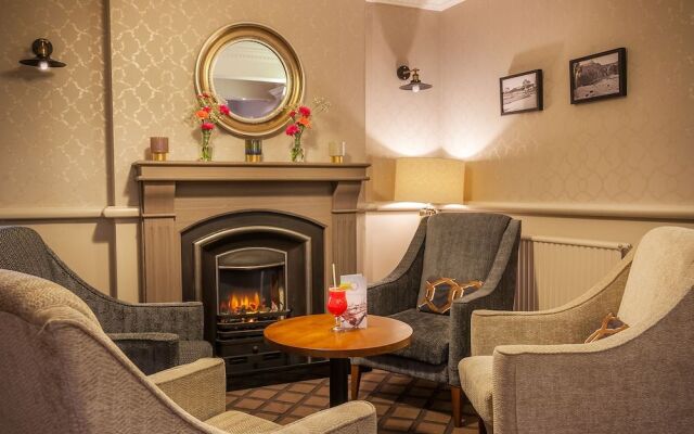 Lake Of Shadows Hotel