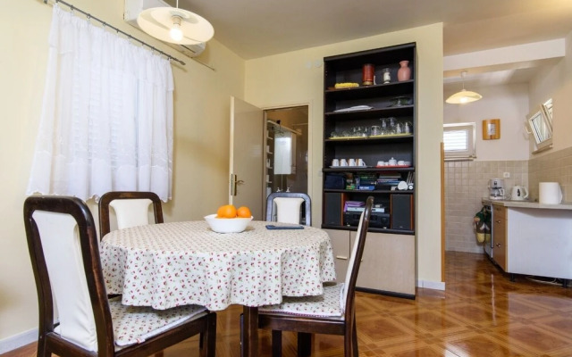 Stipe - 25m From the sea - A1