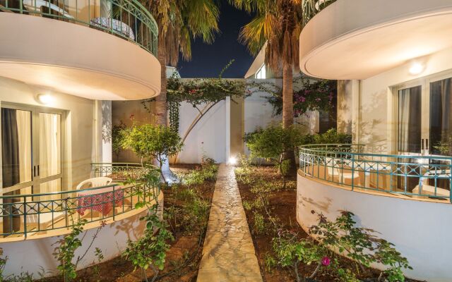 Lotus Hotel Apartments