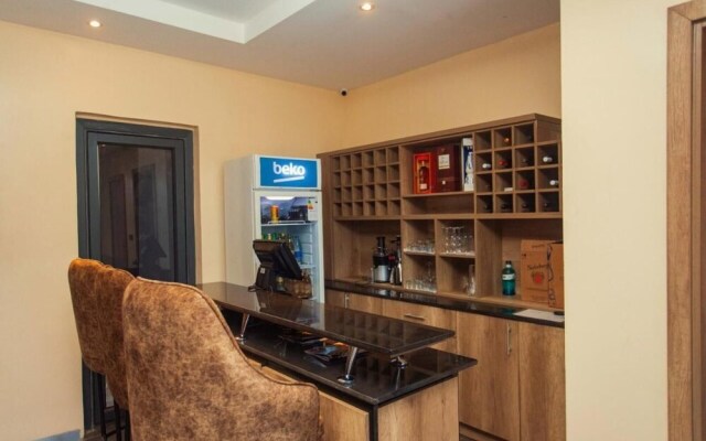 Bedex Hotel And Suite