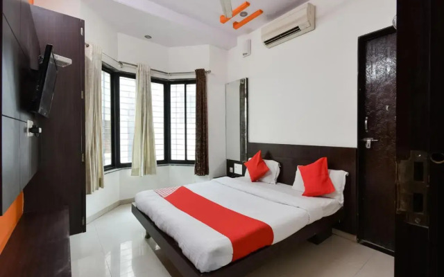 Oyo Flagship 76407 Hotel Sai Suman Palace