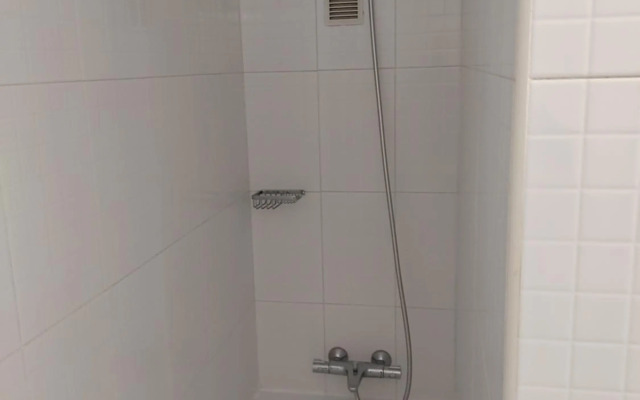 Luxury Apartment Accommodation, next to beach & train station Calella