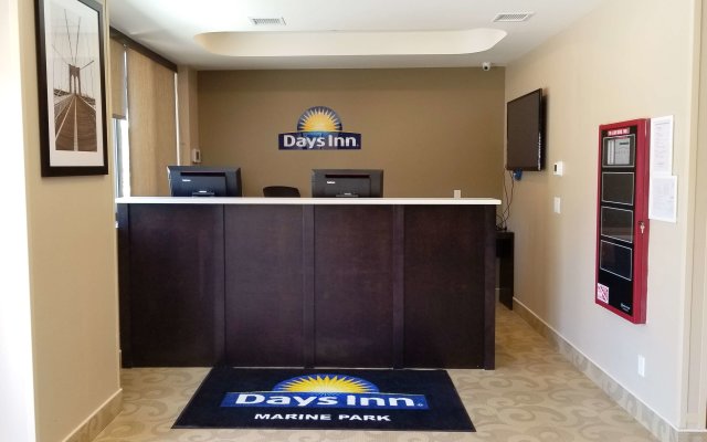 Days Inn by Wyndham Brooklyn Marine Park