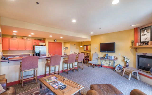 Bear Creek Lodge 308a 1 Bedroom Condo by Alpine Lodging Telluride