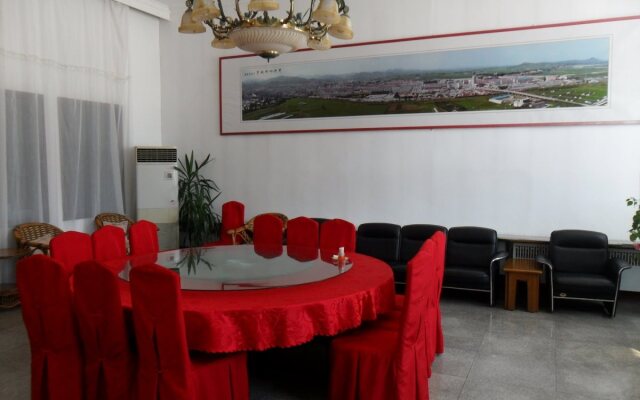 Yabuli Xintong Hotel