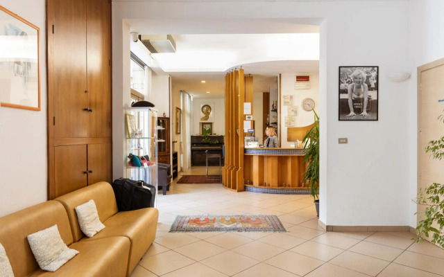 Hotel Ausonia