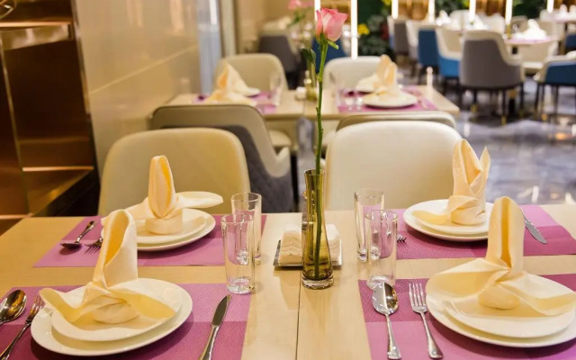 Lavande Hotel (Shenzhen Dongmen Shuibei Cuizhu Subway Station)