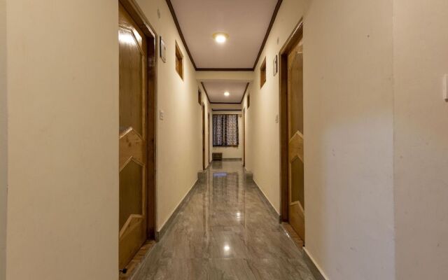 OYO Home 19573 Lush View Stay