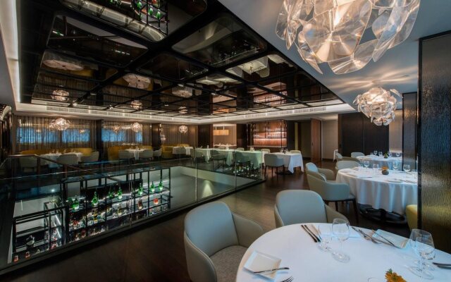 MiCasa All Suite Hotel
