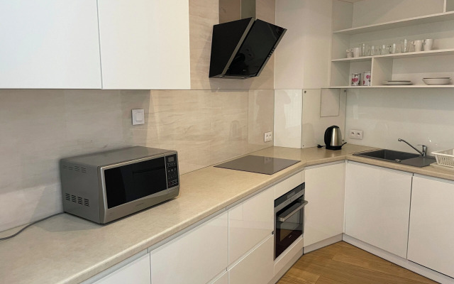 Luxury Apartments Just In Center