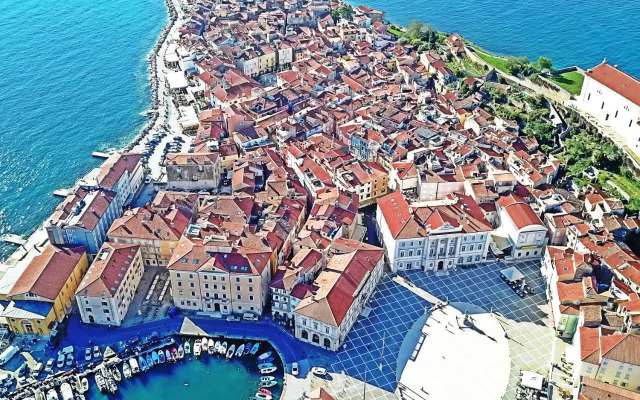Ribiška hiša - Old Piran Fisherman's House