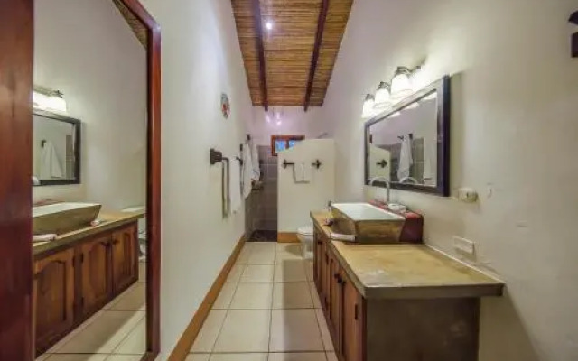 Mango Rosa Resort