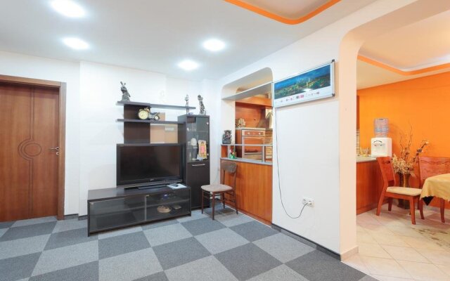 Elpida Guest House