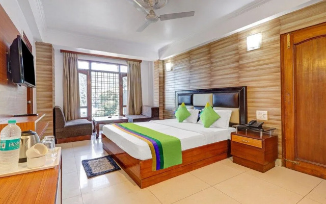 OYO 3899 Paradise Continental