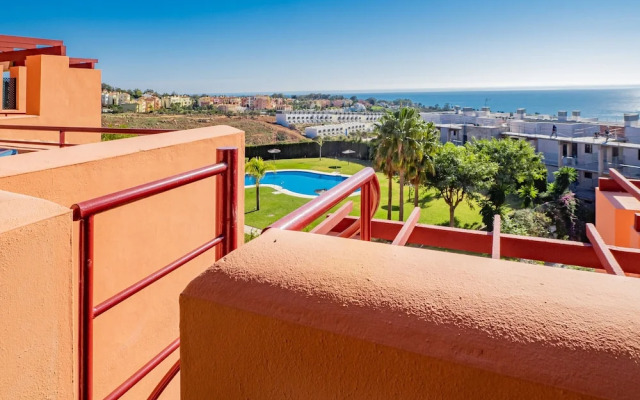 2205-Atico con vista al mar y a Gibraltar