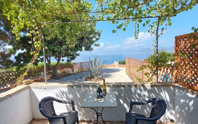 Beautiful House Located on a Hill in Samos Island, 400 m From an Organized Beach