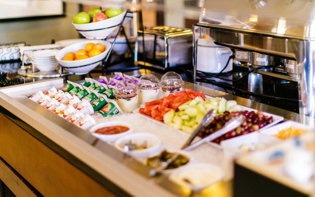 Staybridge Suites Chattanooga at Hamilton Place by IHG